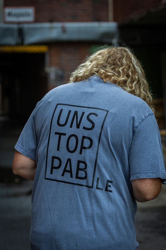 T-Shirt Vintage Blue &quot;Unstoppable&quot;