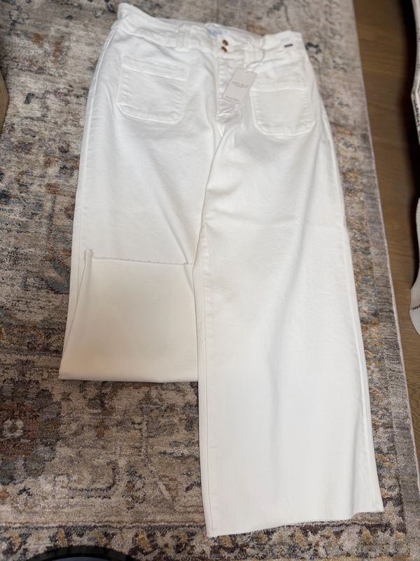 Judy Blue Plus White Crop Raw Hem Jeans
