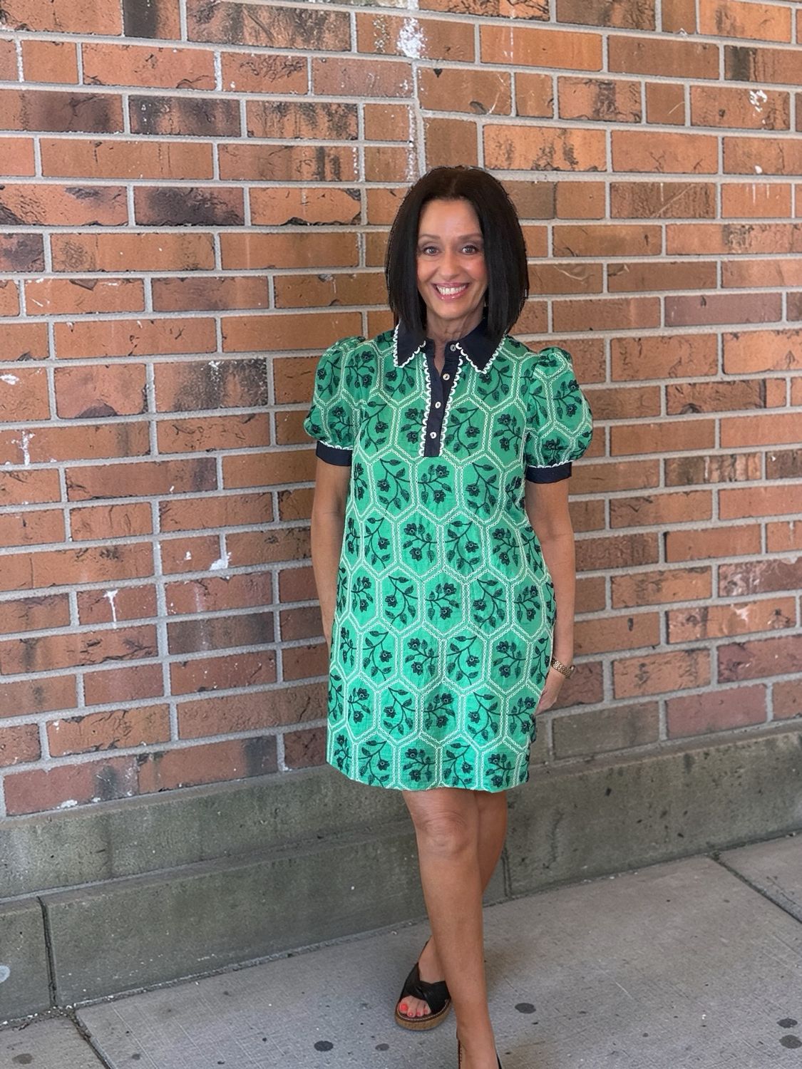 Green Floral Embroidery Short Dress