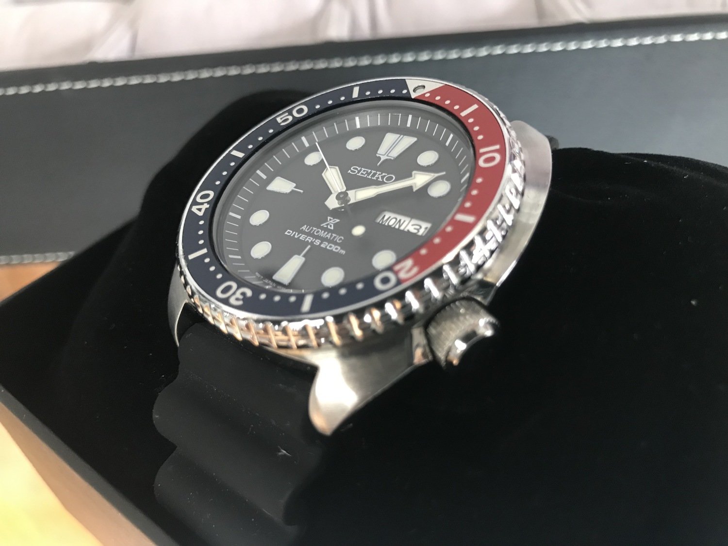 seiko diver 4r36