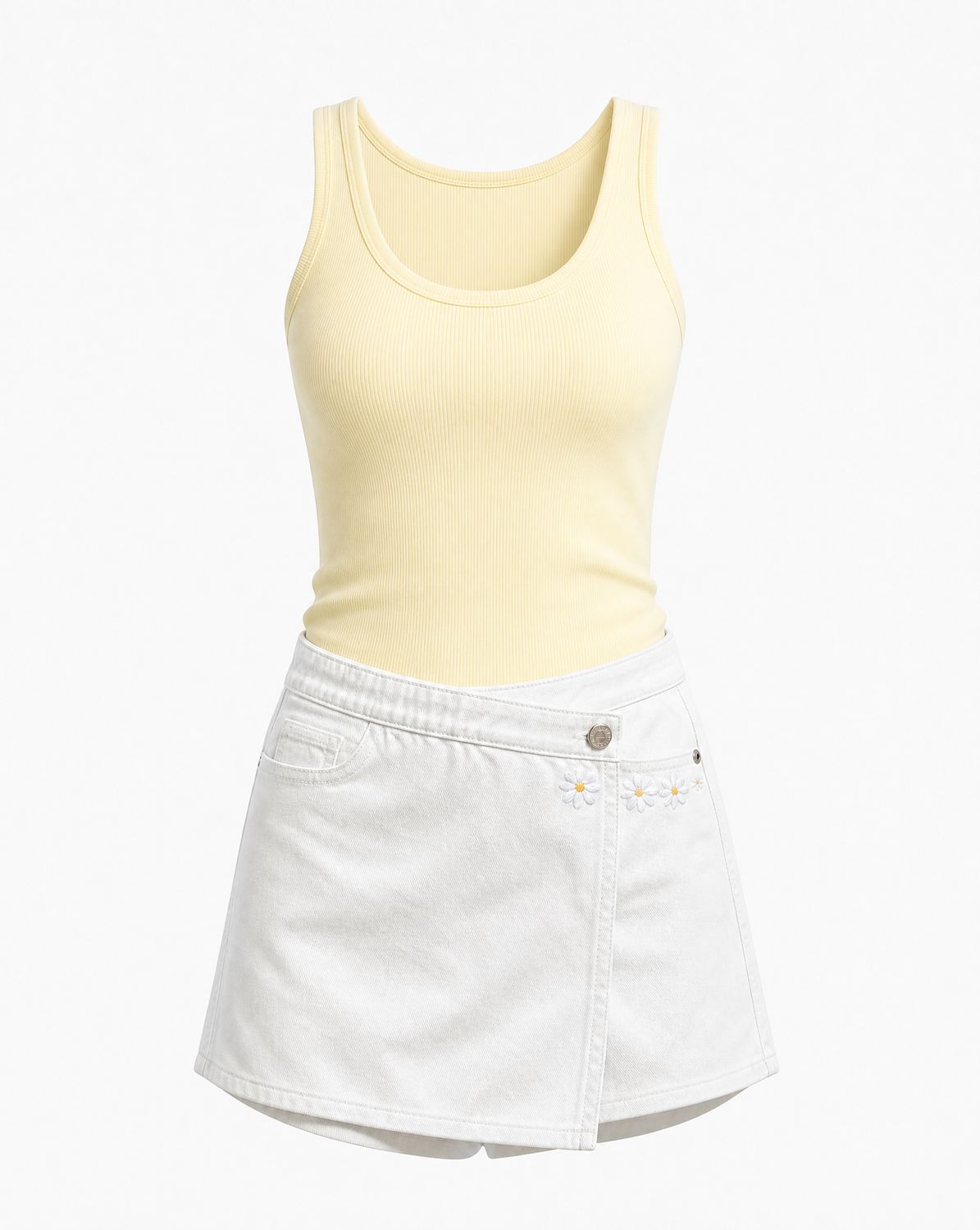 Short jupe en denim upcyclé brodé
