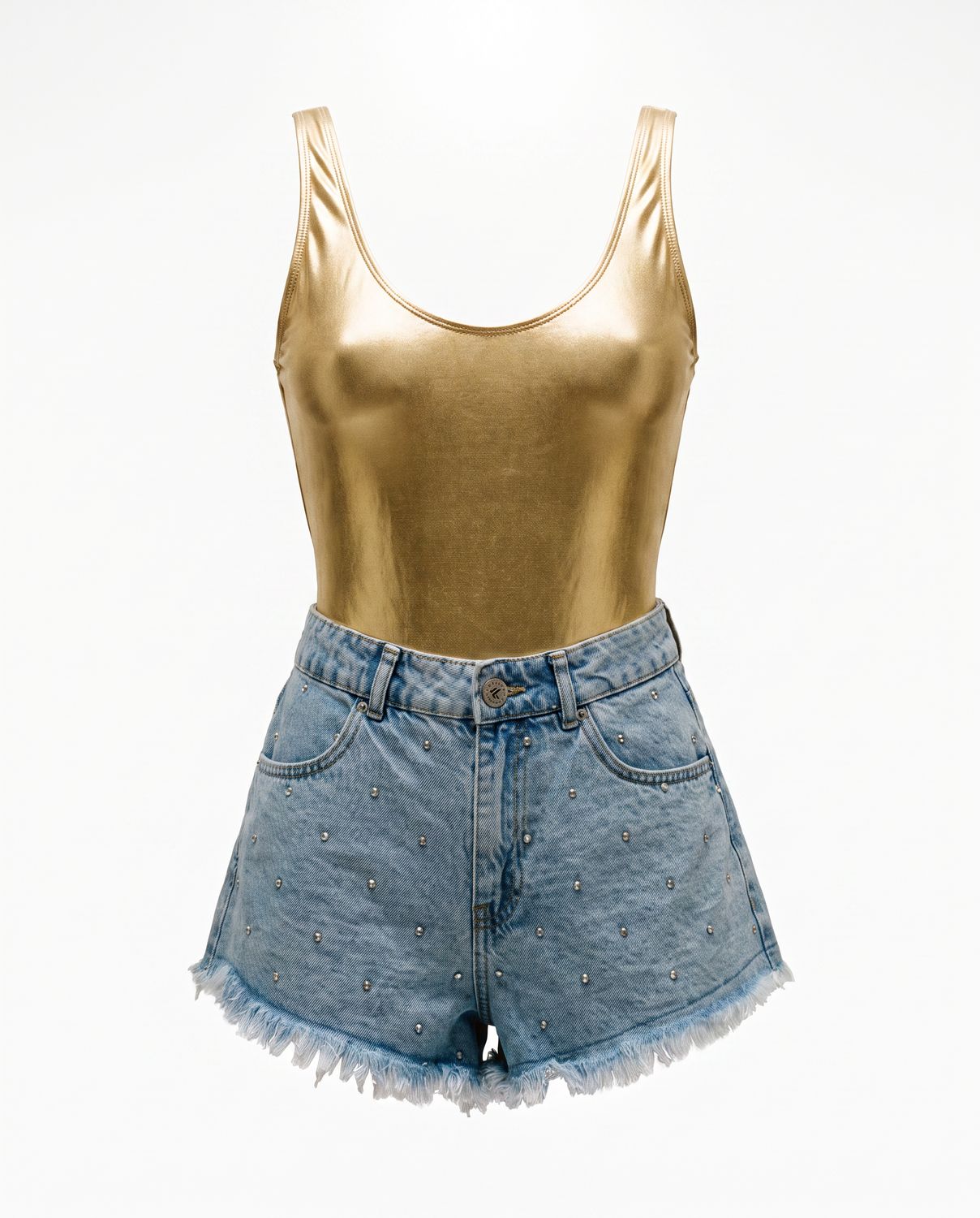 Short en denim upcyclé à strass