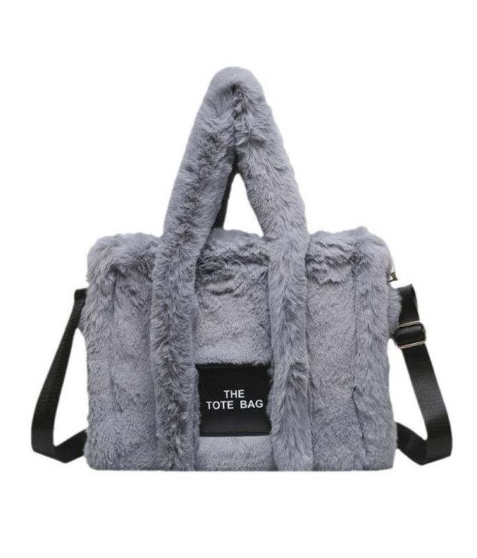 Fluffy  tote  bag