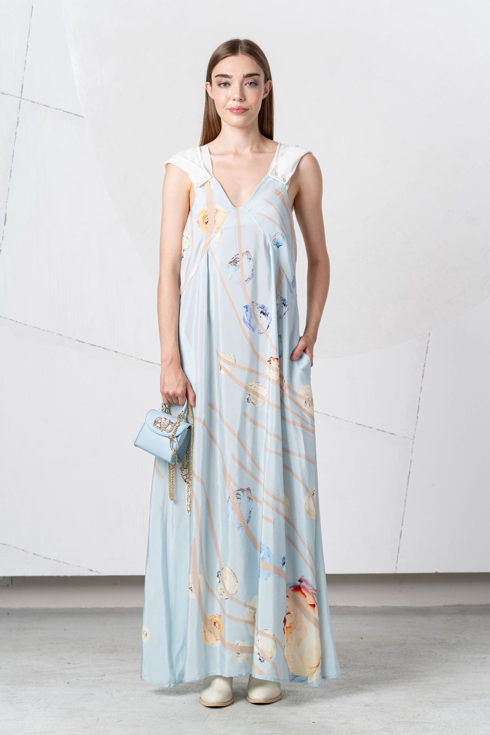 EC- Dress Idillio long with removable hood