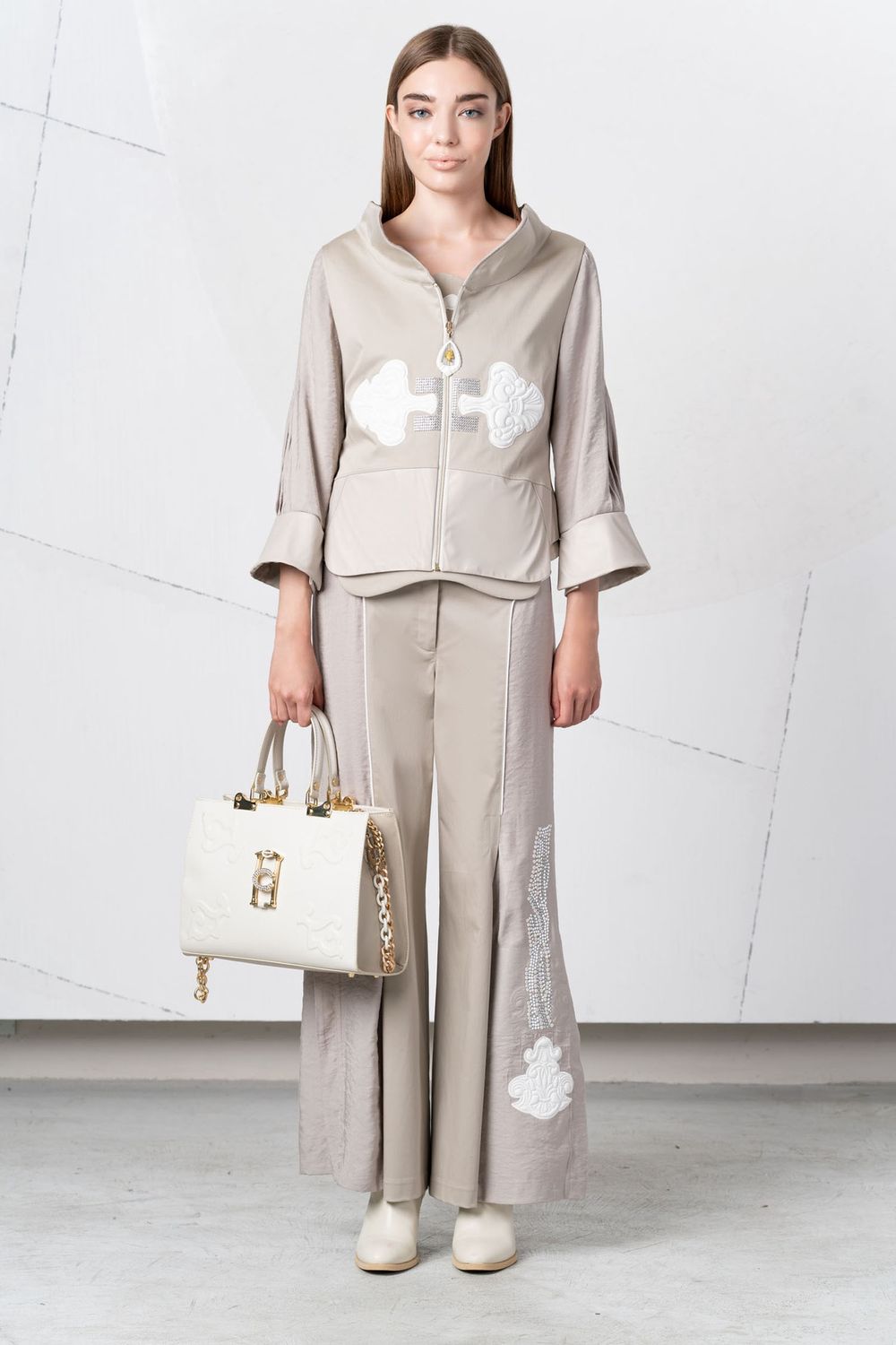 EC- Jacket zip logo strass