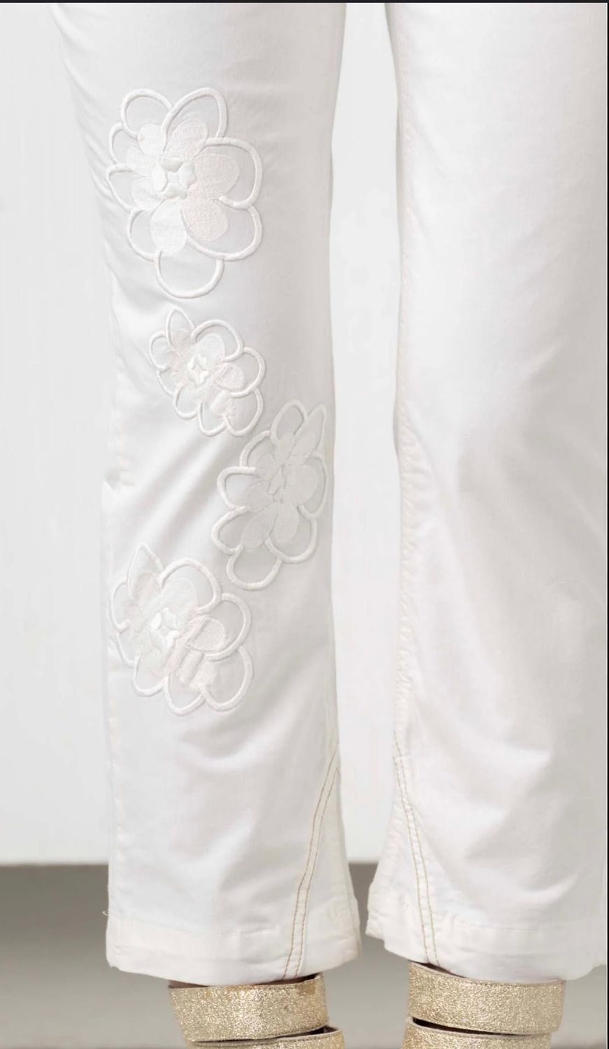 EC- Pants cotton camelia embossed