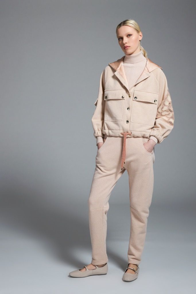 Tricot Chic - Bomber flower embroid with hood Peach