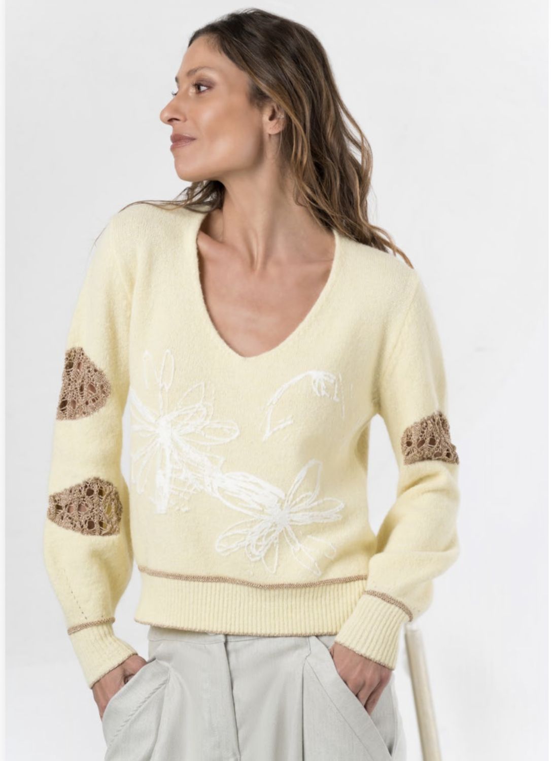 Elisa Cavaletti - Jersey V neck bronze details Yellow