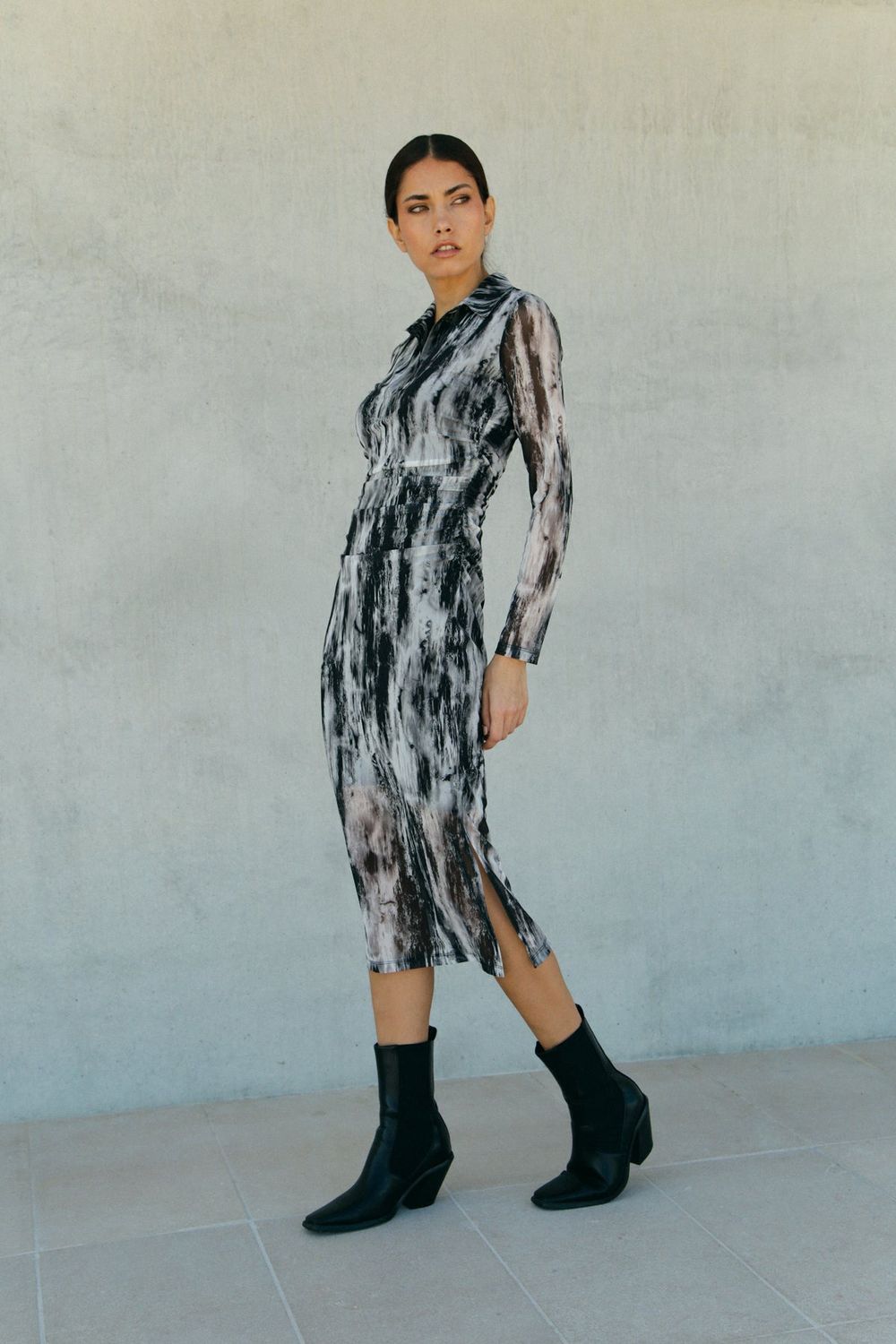 Leslie Monte Carlo - Dress stretch mesh drape