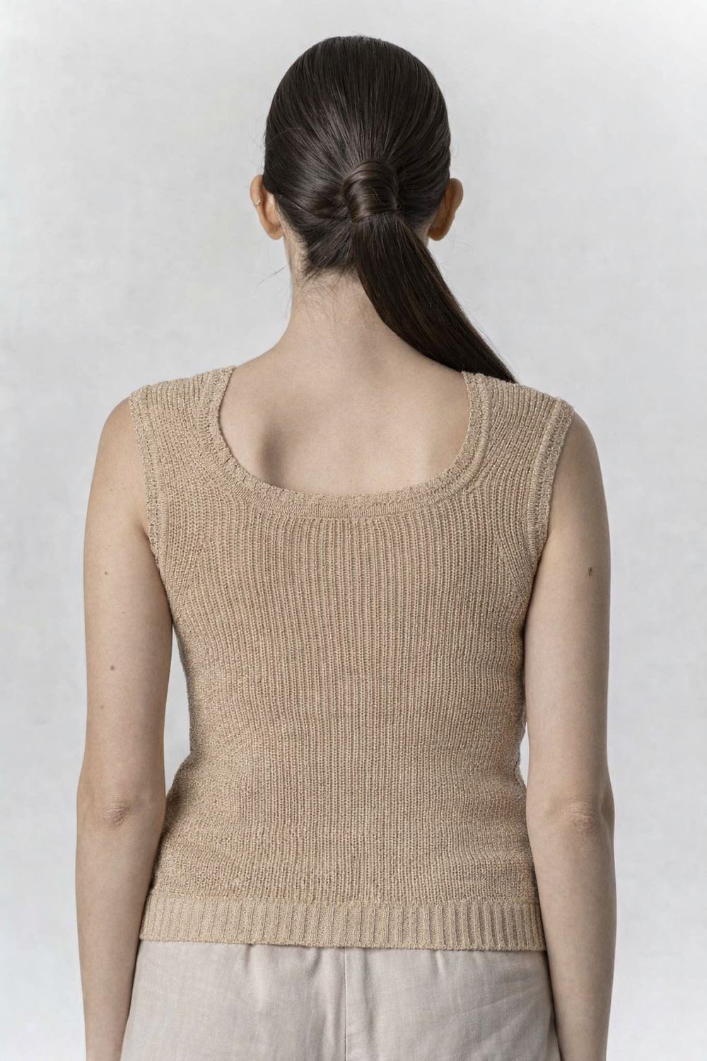 Elisa Cavaletti - Top knit sleevles lurex gold broach