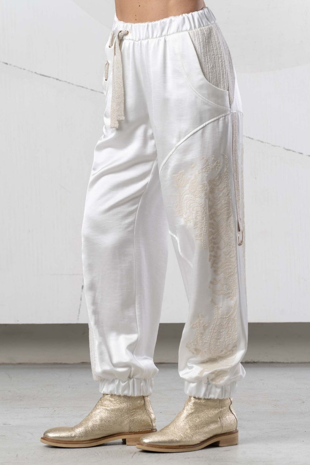 Elisa Cavaletti - Jogging with beige jacquard inserts
