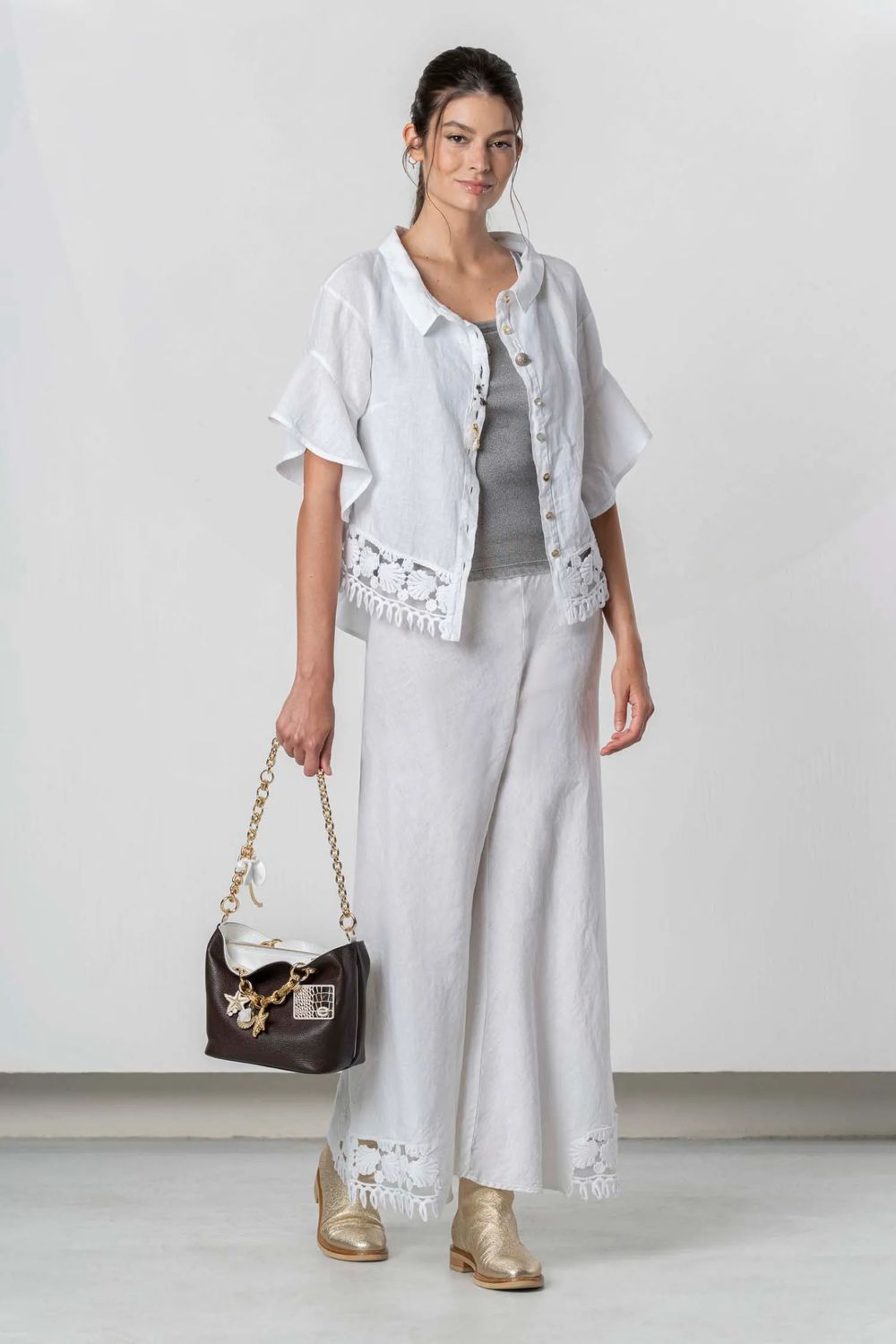 Elisa Cavaletti - Pants linen with shell macrame embroidery