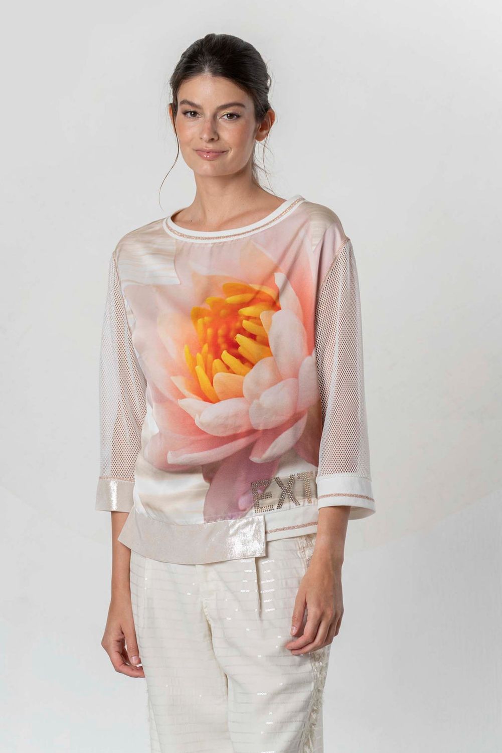 Elisa Cavaletti - Top satin lotus flowers Extra lettering