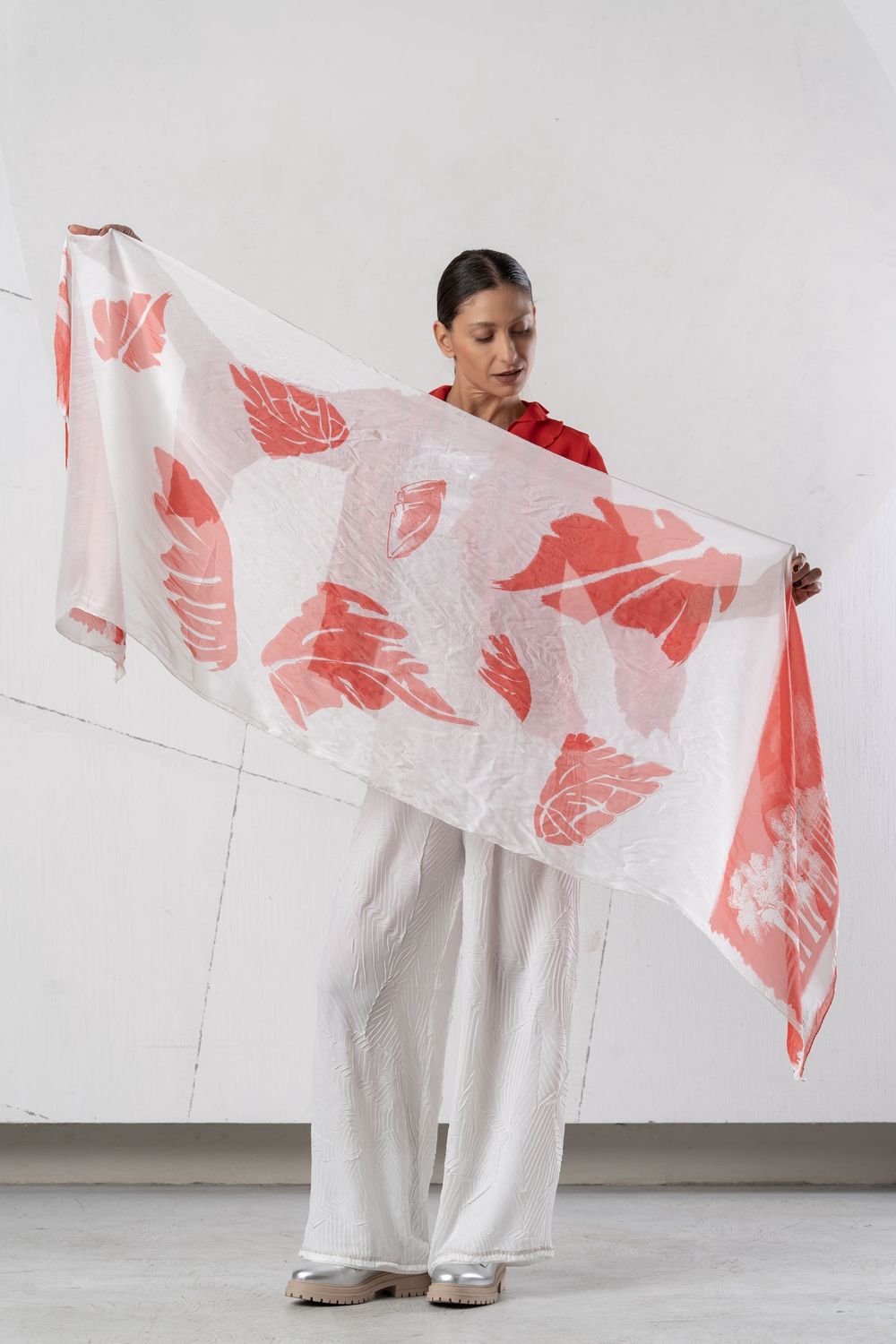Elisa Cavaletti - Kefiah 200x70 silk red leave print