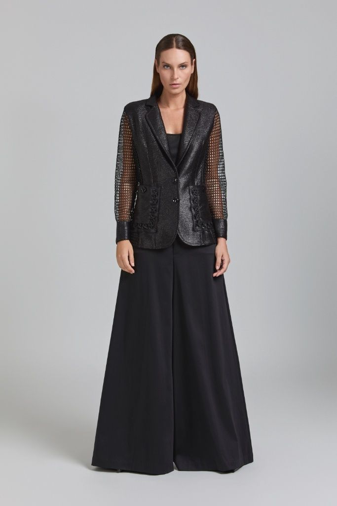 Tricot Chic - Jacket metallic crochet sleeves