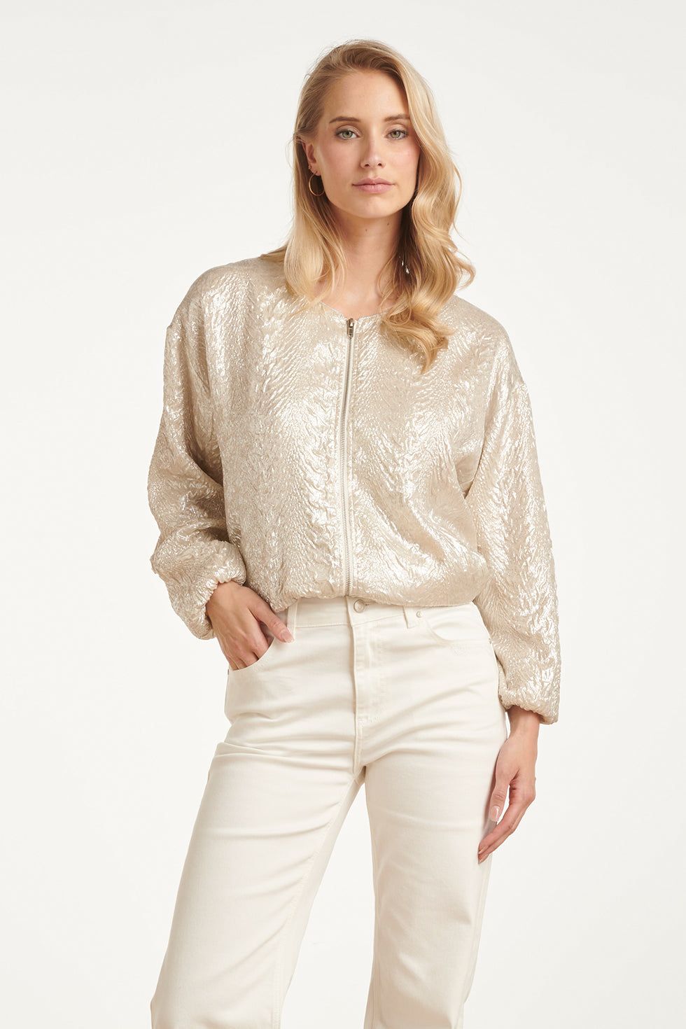 Jacket bouffon sleeves crinkled metallic gold