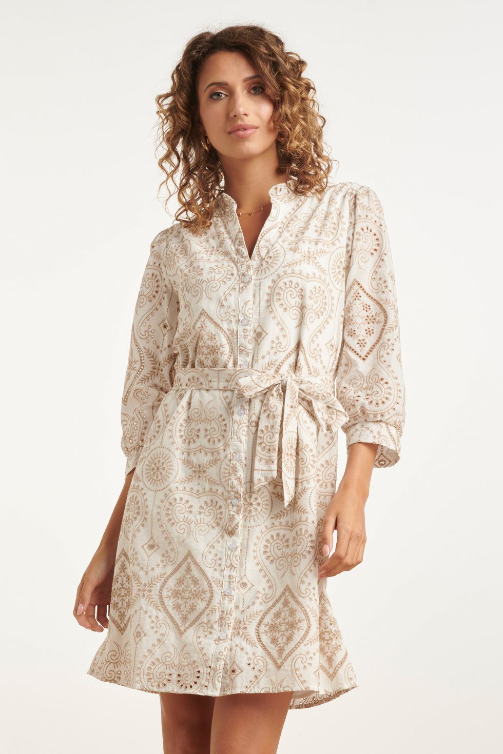 Dress white embroidery sand