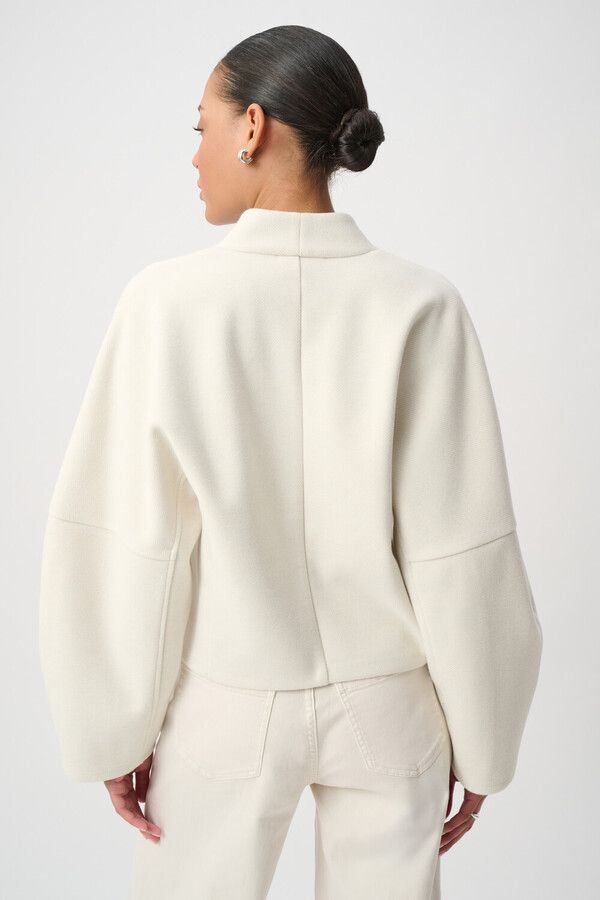 Jacket raglan sleeves no collar