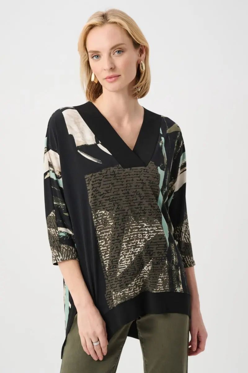 Top large cut V print