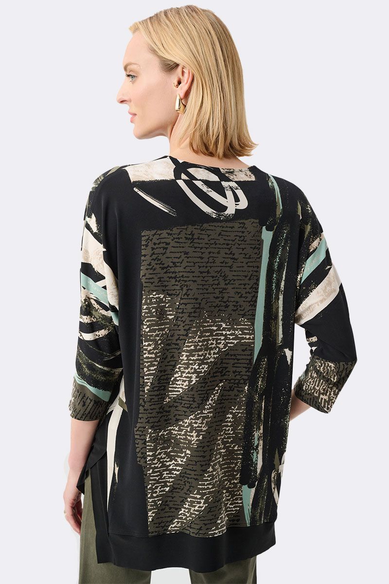 Top large cut V print