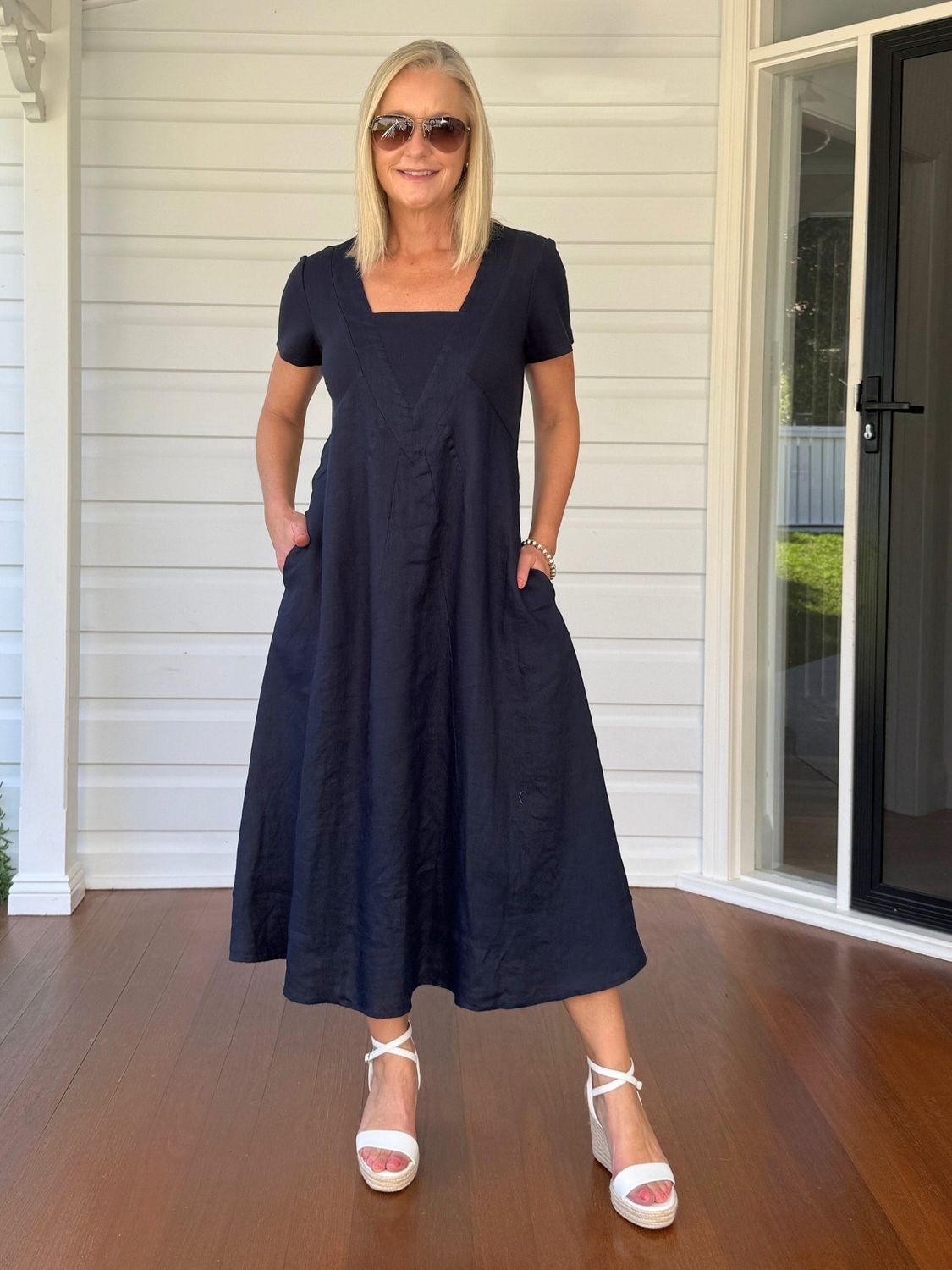Dress linen short sleeves v-neck
