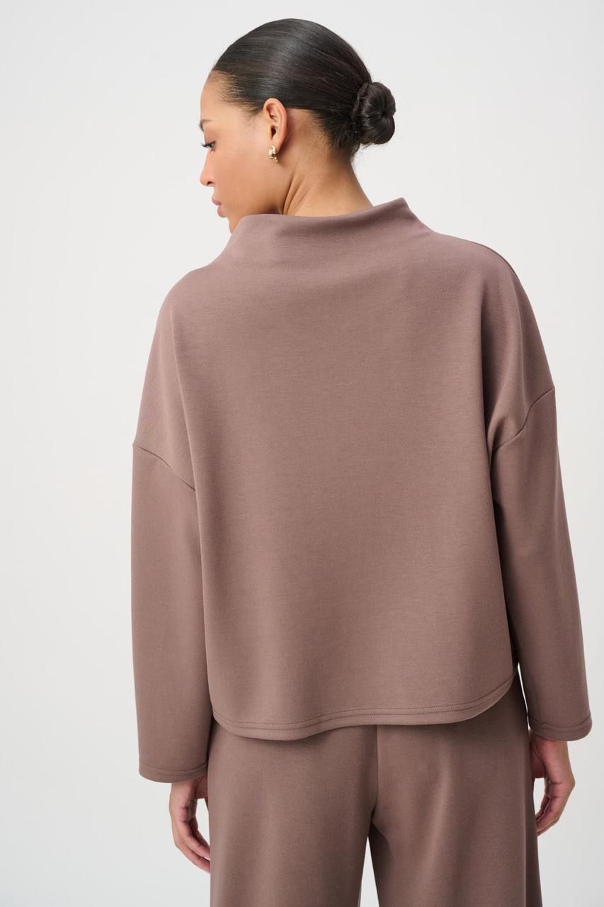 JOSEPH RIBKOFF Top boxy with embellished seams