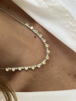 Necklace mid countain citrine zirconia stone and other mid chain using “Lobster clasp“ style plating white gold.