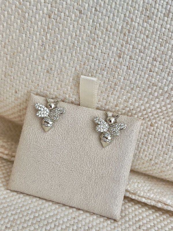 Earing  “Bee style“ using white crystal zirconia stone and plating white gold