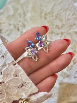 Earring Earcuff model with white crystal and purple kunzita zirconia stone receive plating white gold.