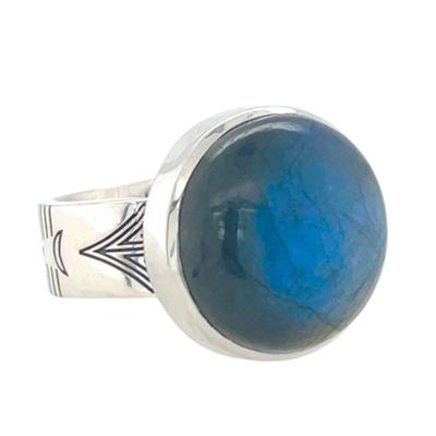 Labradorite Serenade Ring