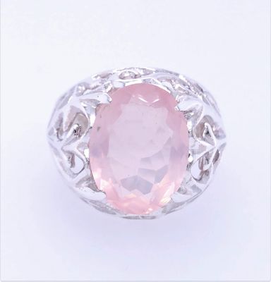 Rose Quartz Lady Guinevere Ring