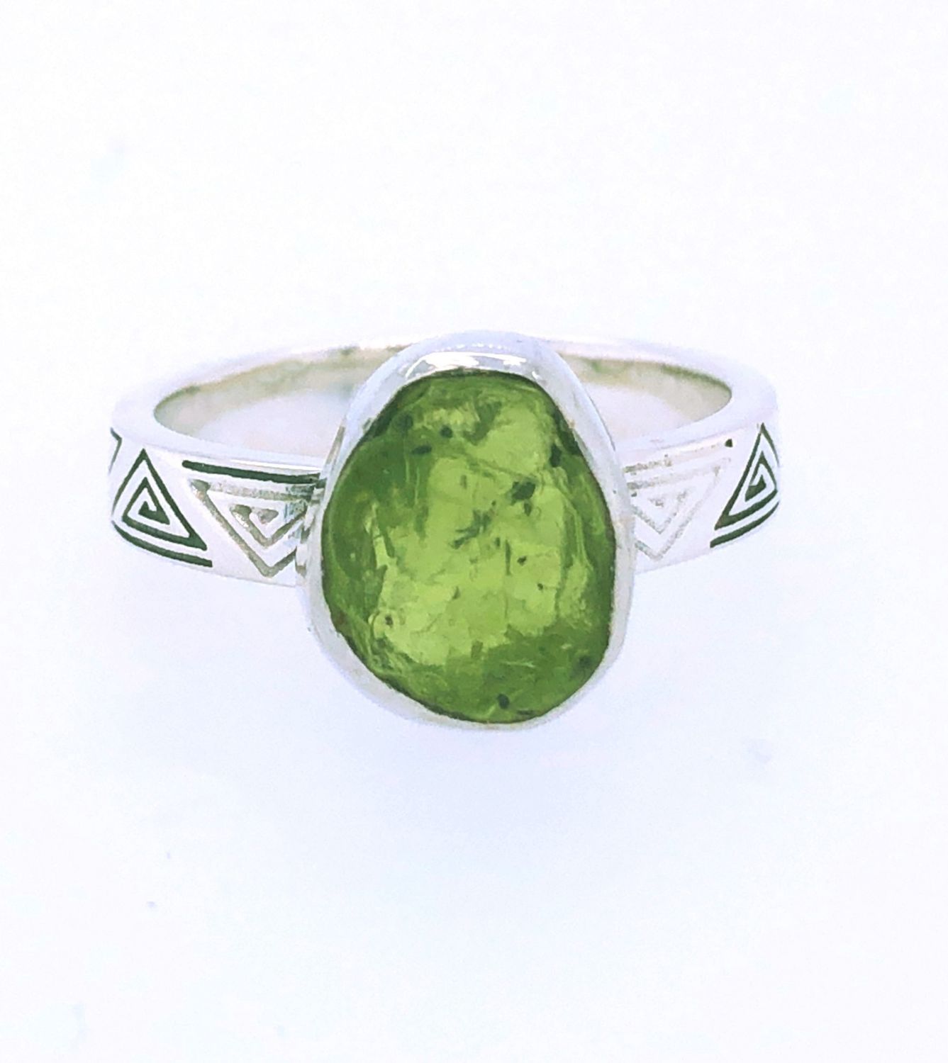 Peridot Stoney Glow Ring