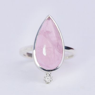 Rose Quartz Daydreamer Ring