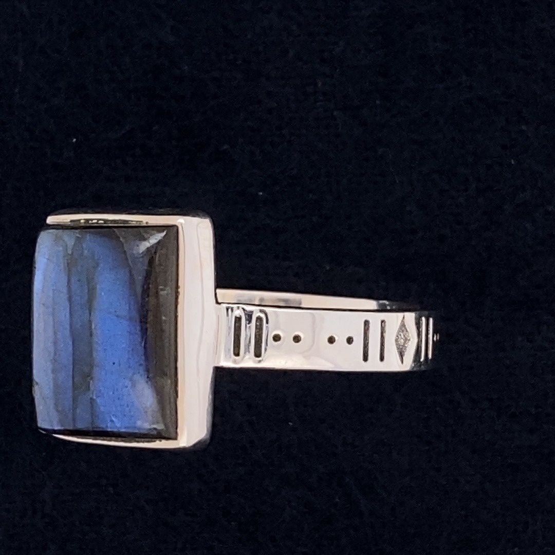 Labradorite Duke Unisex Ring