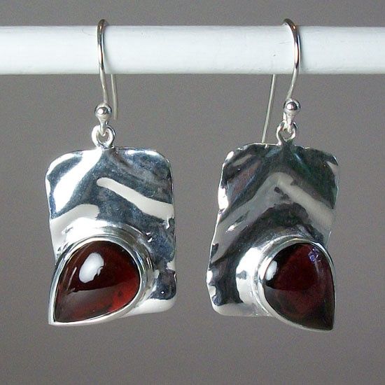 Garnet Cabochons Earrings