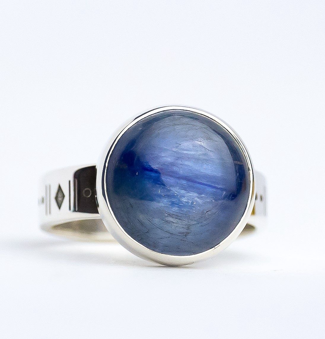 Kyanite Diamond Duchess Unisex Ring