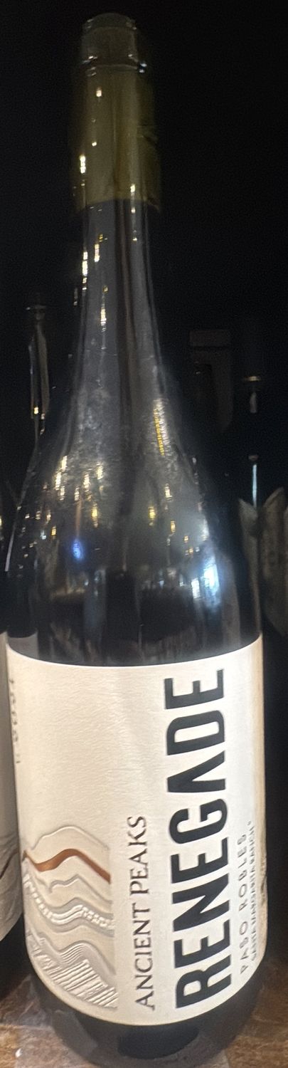 Ancient Peaks Renegade red blend