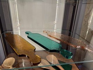 Hammered Glass Cheese Board
