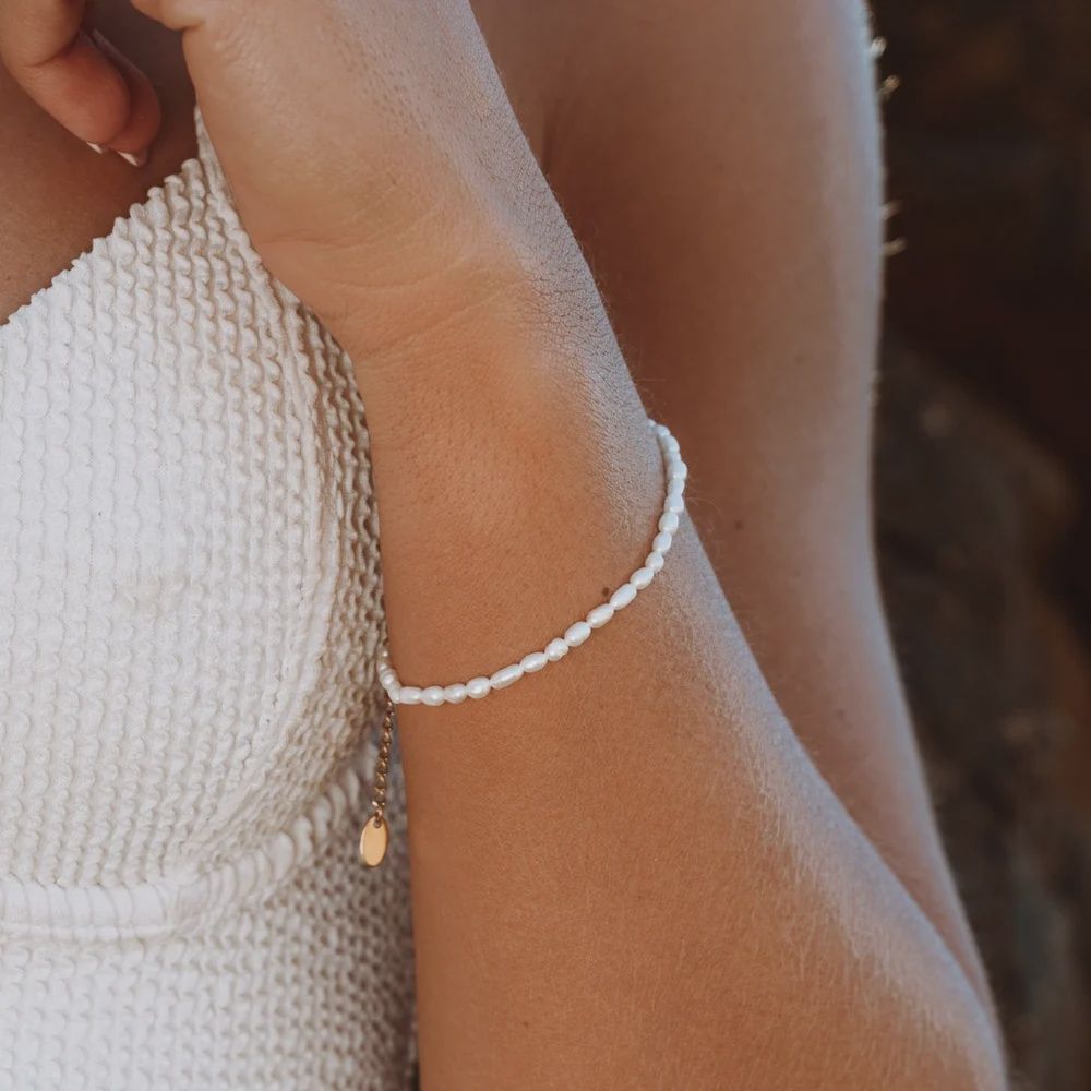 FRESHWATER PEARL BRACELET