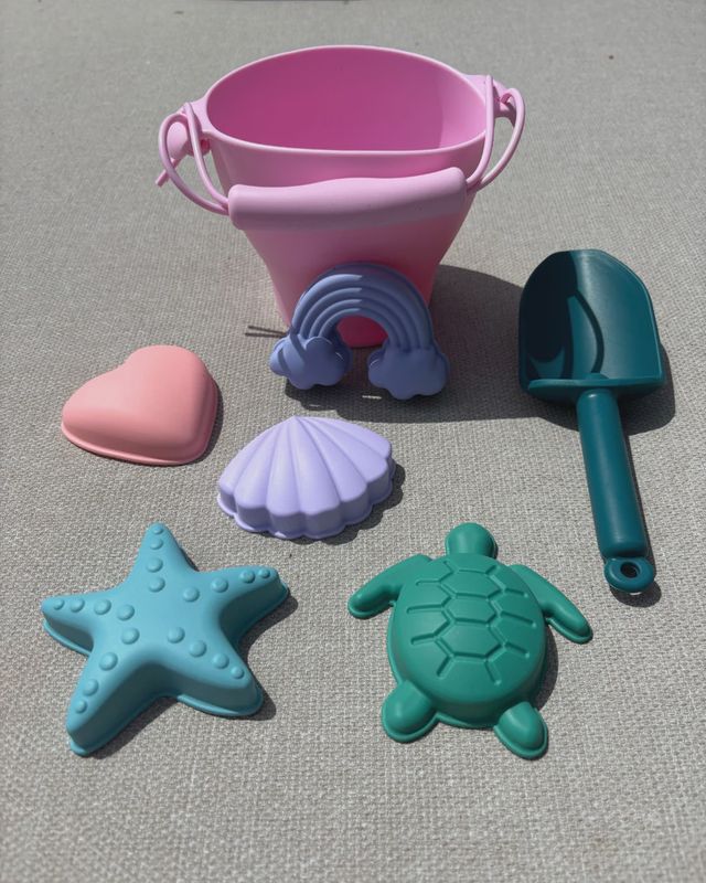 Silicone Classic Beach Bucket
