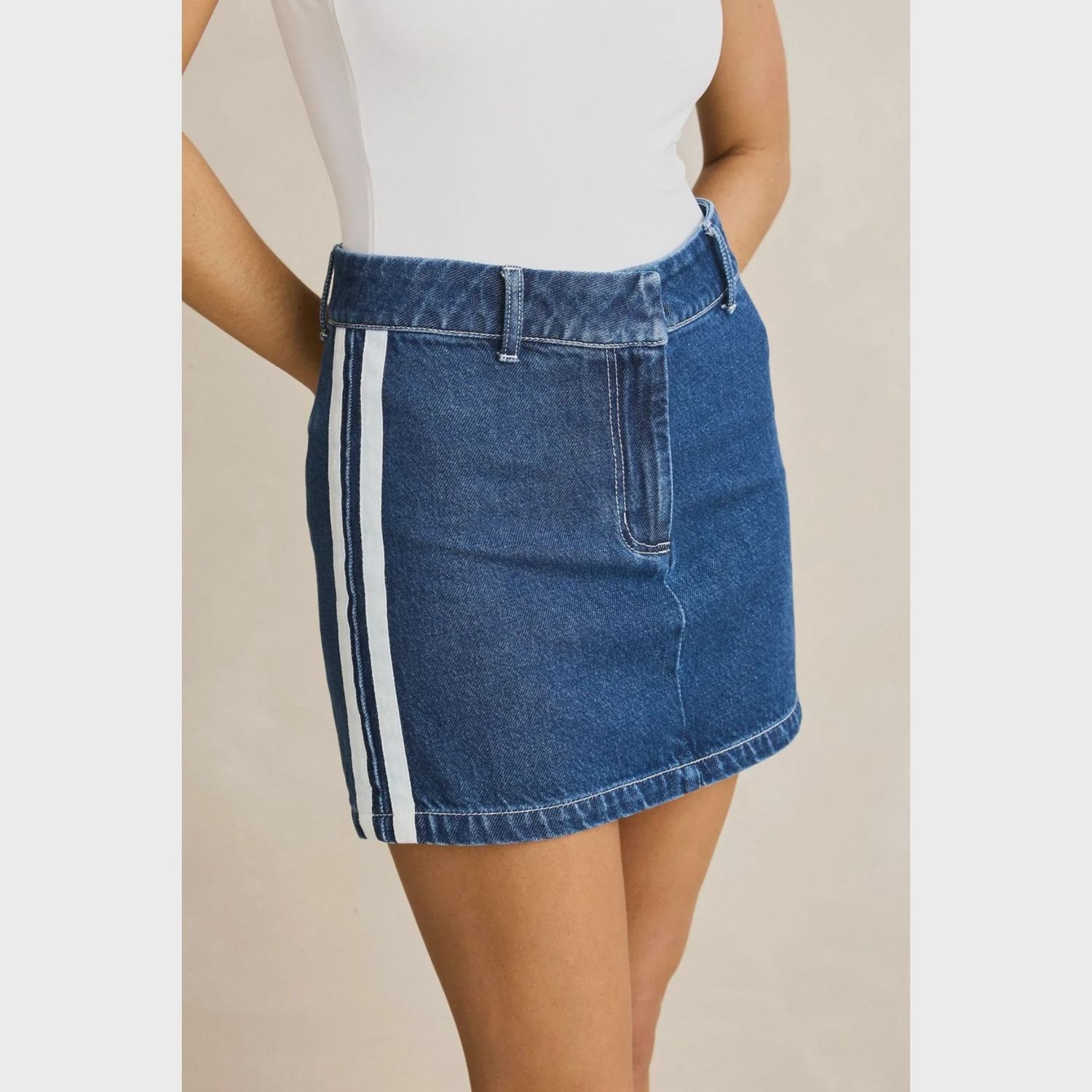 CONTRAST DENIM SKIRT