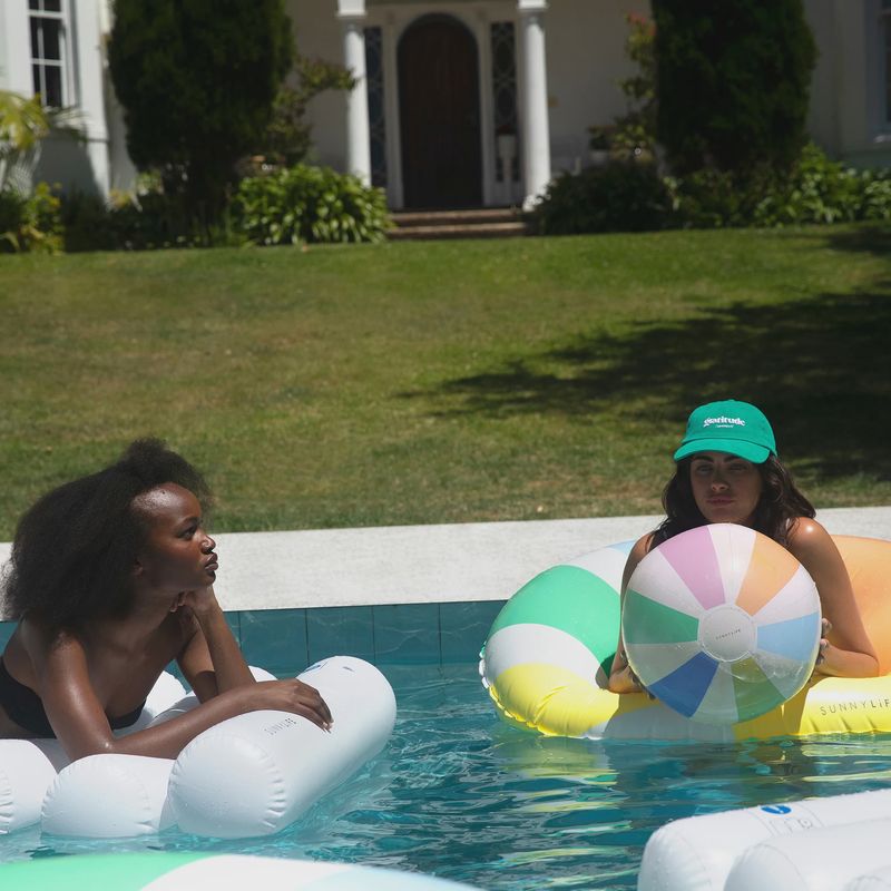 POOL SIDE INFLATABLE BEACH BALL
