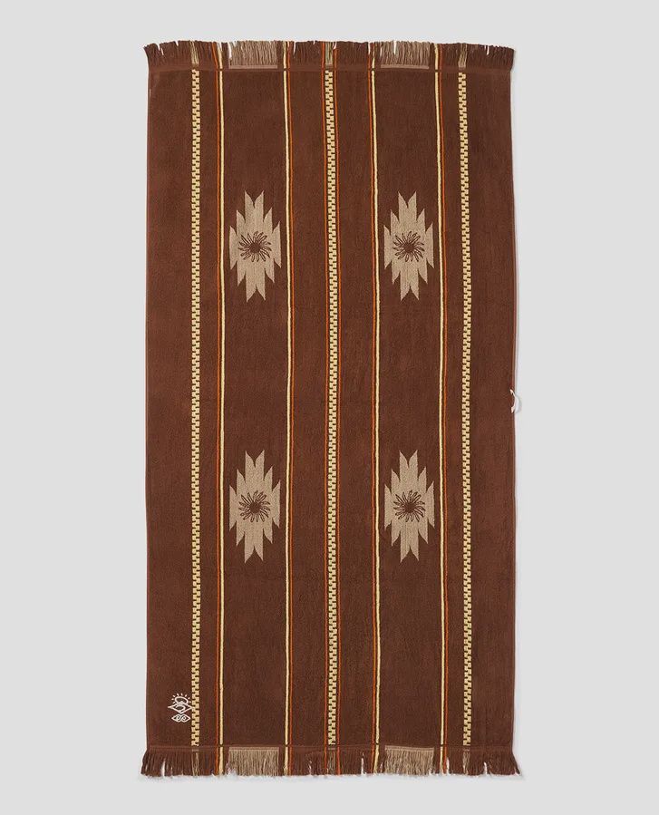 Searchers Towel, Colour: Dusted Chocolate