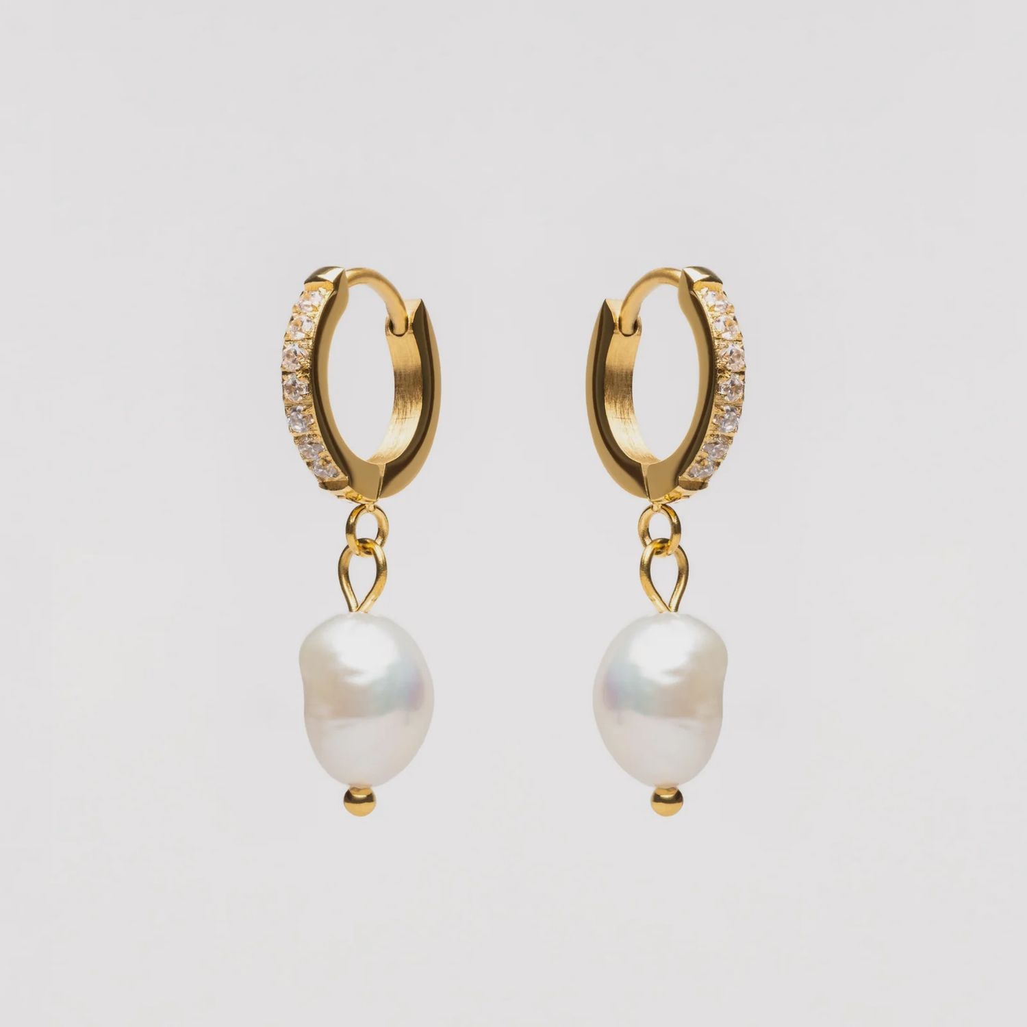 Fresh Water Pearl Hoop earrings, Colour: Gold