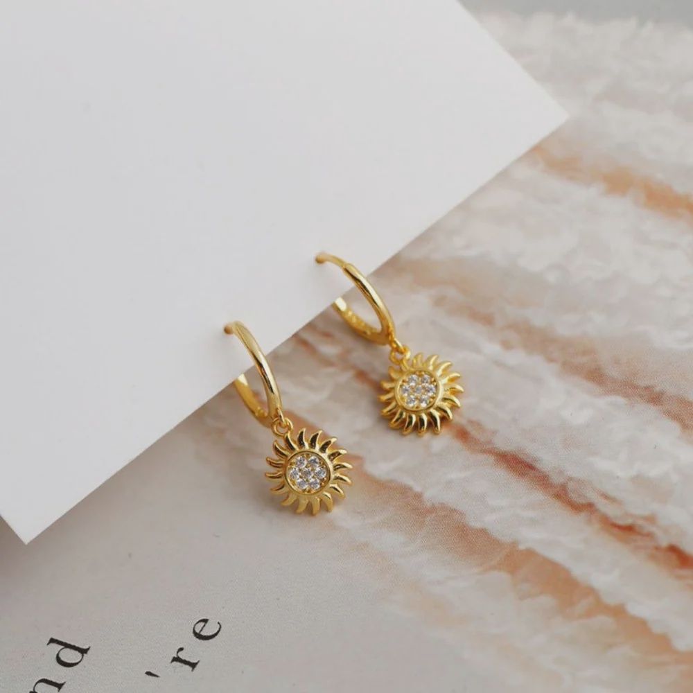 HELIOS HOOP EARRINGS, Colour: Gold
