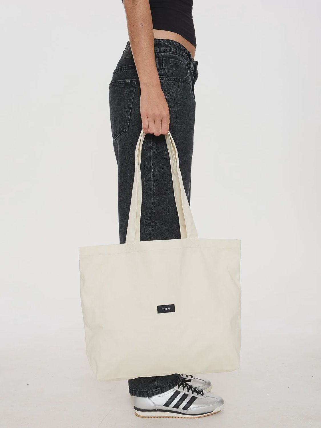 Minimal Thrills Tote - Tofu