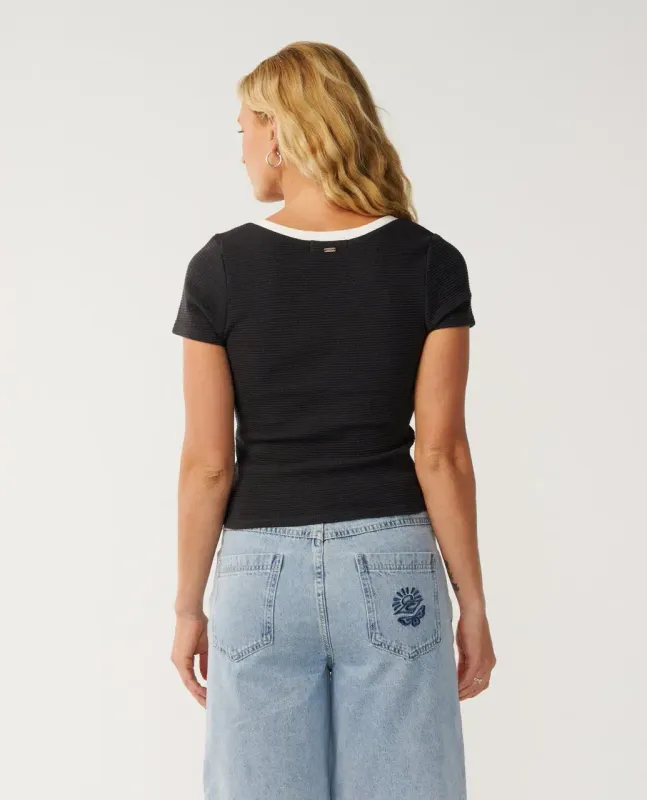 RETRO SWELL TEE
