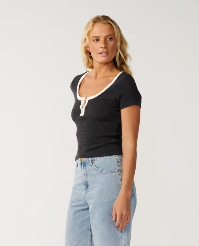 RETRO SWELL TEE