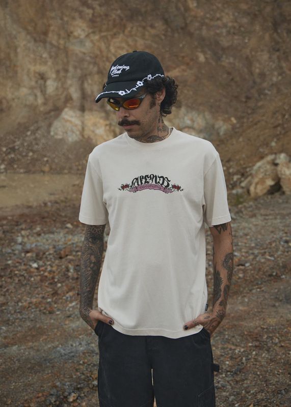 Ink - Retro Tee - Moonbeam