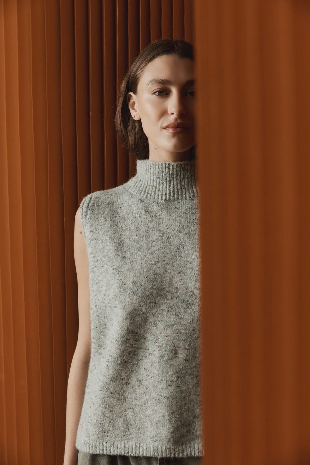 ZARDA KNIT VEST - SAGE